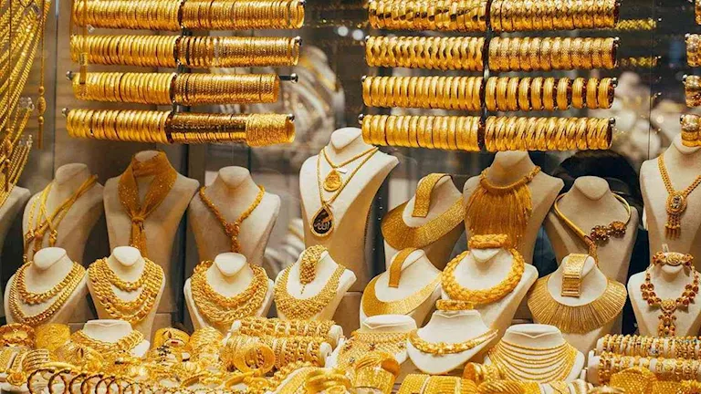 سعر الذهب عيار 24 يسجل 6800 جنيه خلال تعاملات اليوم