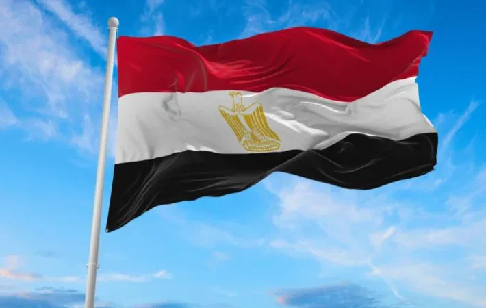 مصر تجدد تضامنها مع المملكة العربية السعودية ومكافحة الهجمات على الملاحة في البحر الأحمر