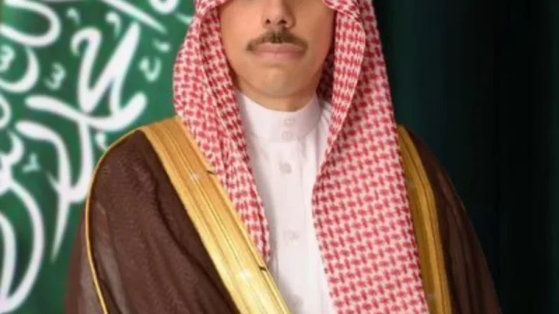 دبلوماسية سعودية-إيرانية: حوار لتهدئة التوترات وتعزيز الاستقرار الإقليمي