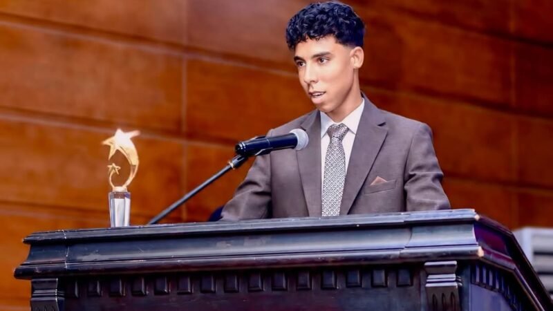 أحمد مصطفى سعد محمد.. إنجاز جمهوري يضع شابًا بحراويًا على طريق ريادة الأعمال  Writing